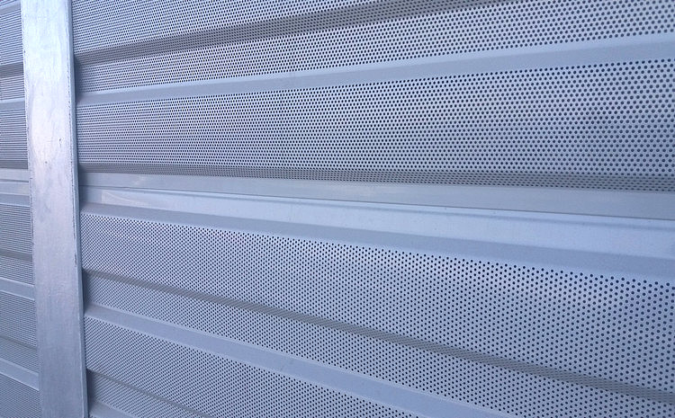 小區公路兩側聲屏障