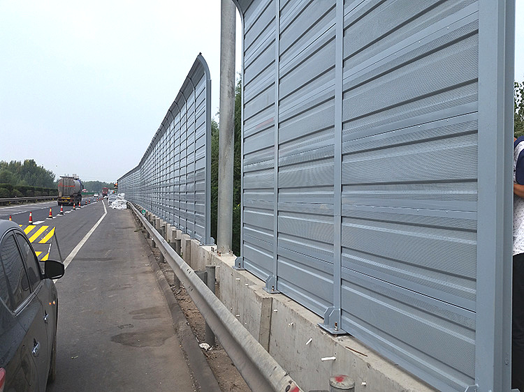 交通噪聲隔聲屏障 交通噪聲隔聲屏障